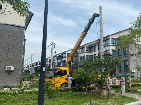 宁德市吊车出租电话_吊车出租-在选择租赁吊车时要考虑哪